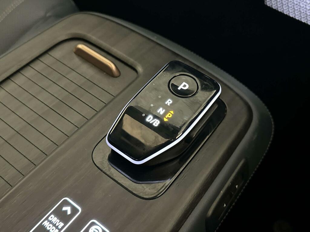 Nissan Ariya Nissan Ariya Engage Green #23