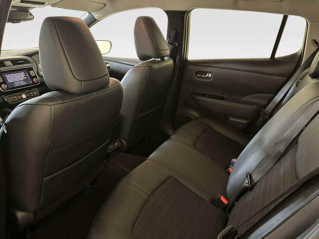 Nissan Leaf Hatchback E 160Kw E N-connecta Blue #12