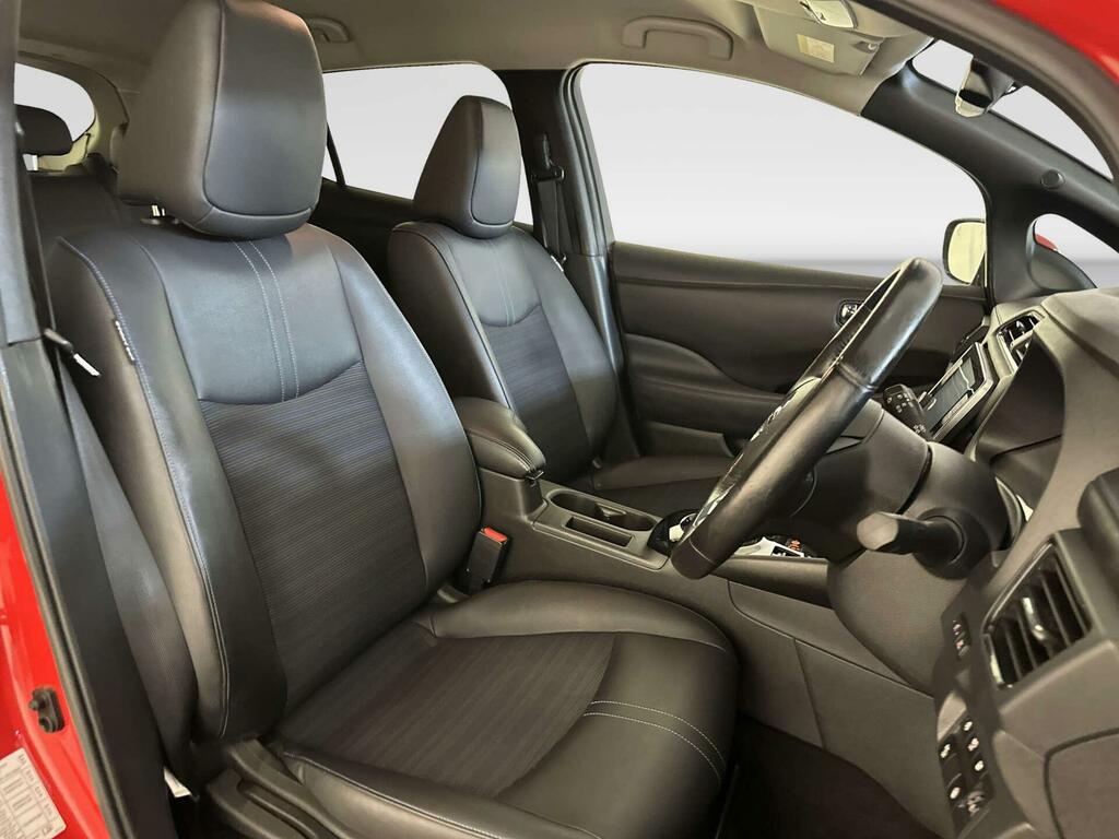 Nissan Leaf Hatchback E 160Kw E N-connecta Blue #11