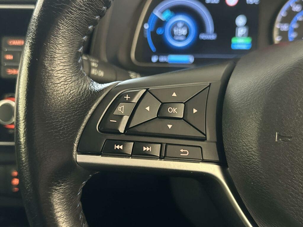 Nissan Leaf Hatchback E 160Kw E N-connecta Blue #15