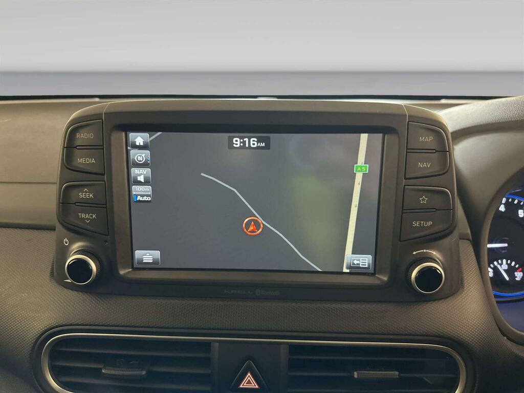 Hyundai Kona Hatchback Silver #19