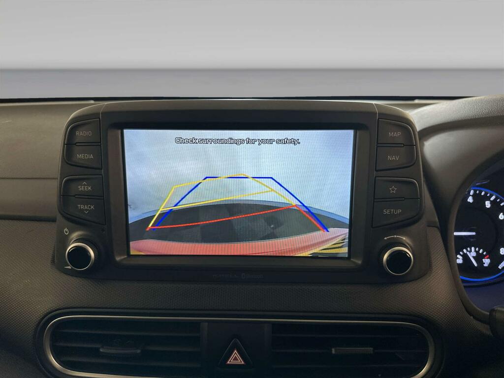 Hyundai Kona Hatchback Silver #18