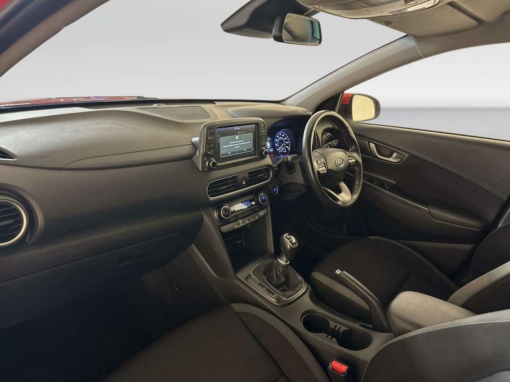 Hyundai Kona Hatchback Silver #10