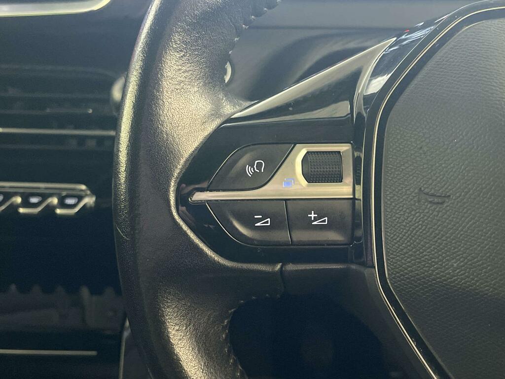 Peugeot 2008 2008 Allure Premium Puretech Ss White #15