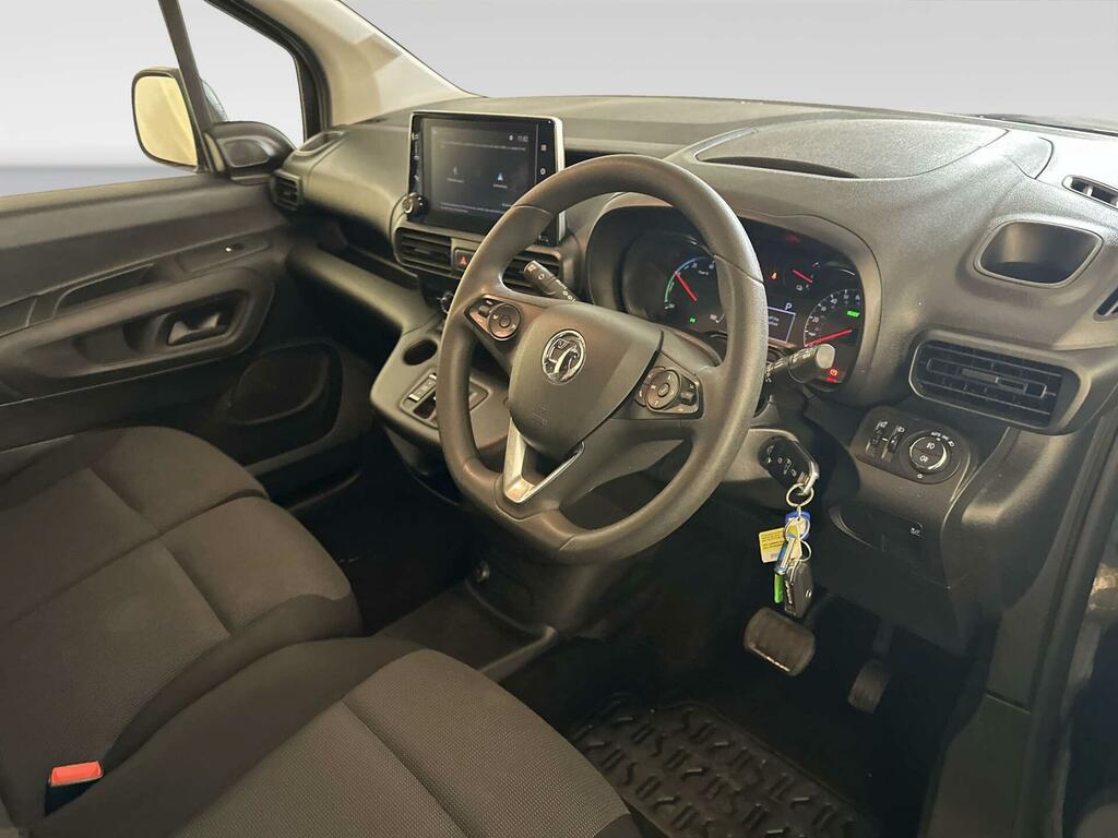 Vauxhall Combo-e Life 2300 50Kwh Sportive Panel Van 6Dr L2 Black #2