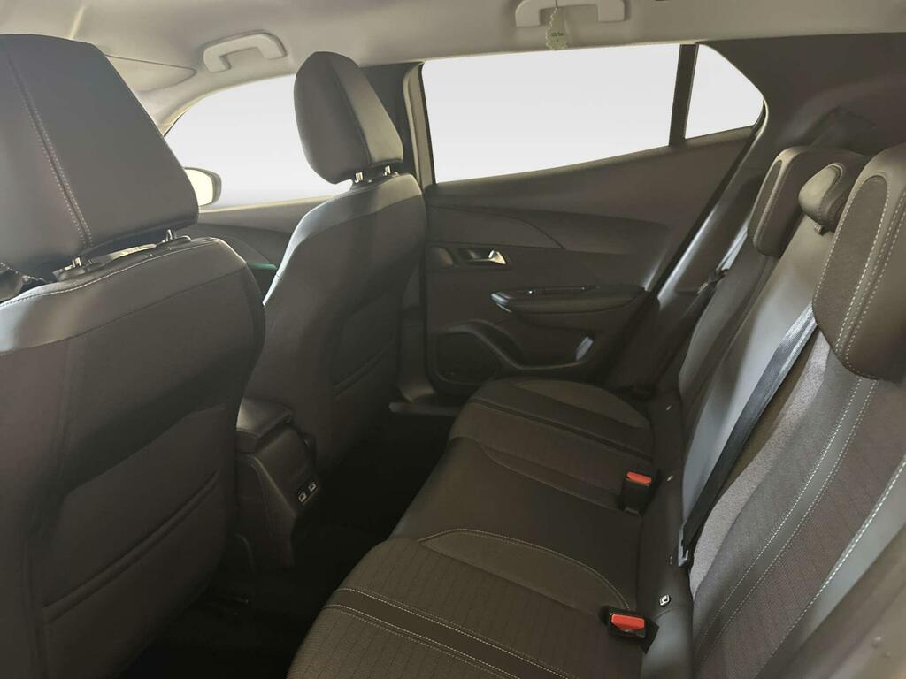 Peugeot 2008 1.2 Puretech Active Premium-plus White #12