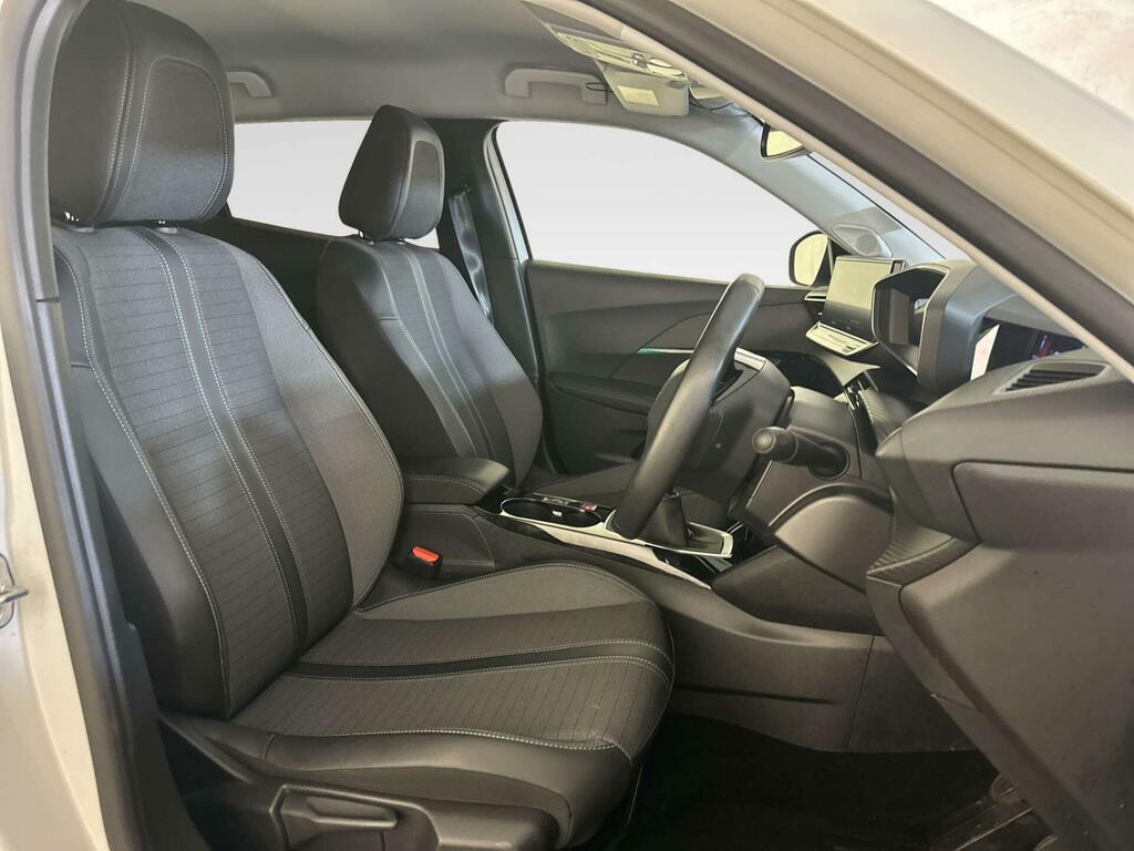 Peugeot 2008 1.2 Puretech Active Premium-plus White #11