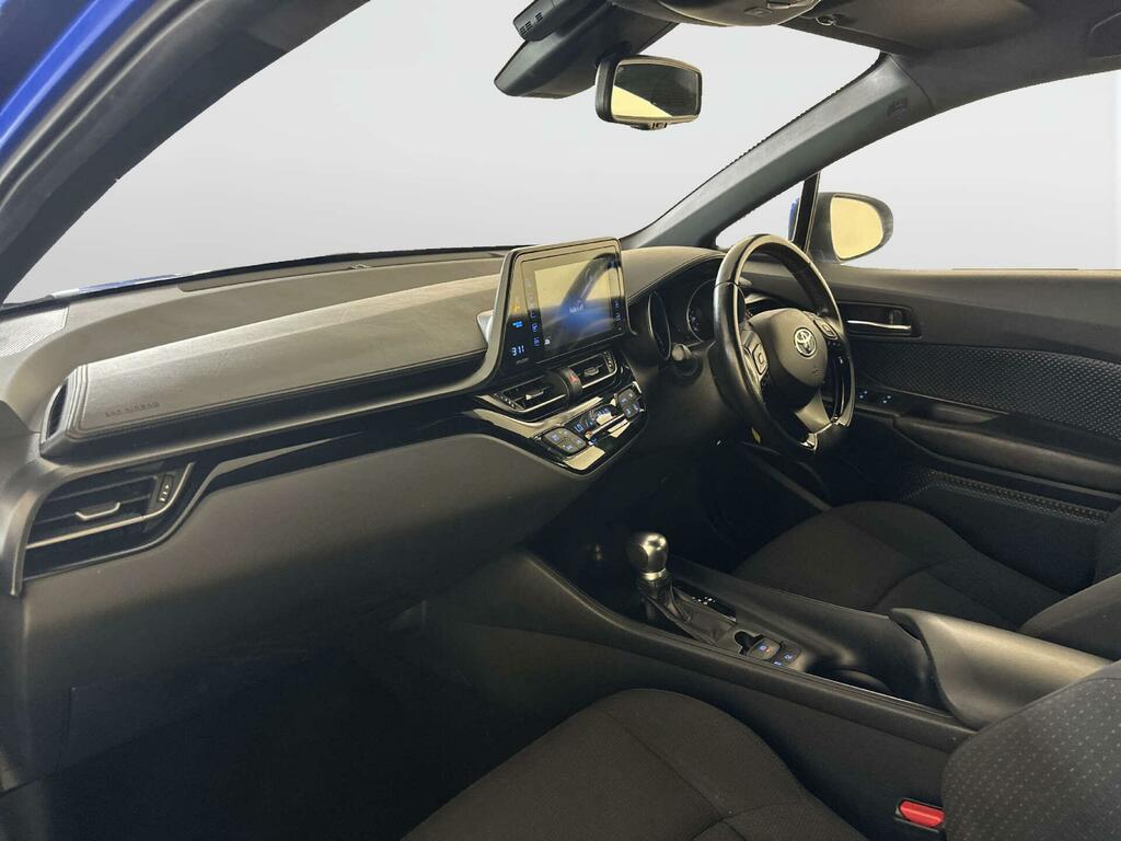 Toyota C-Hr Dynamic Grey #10