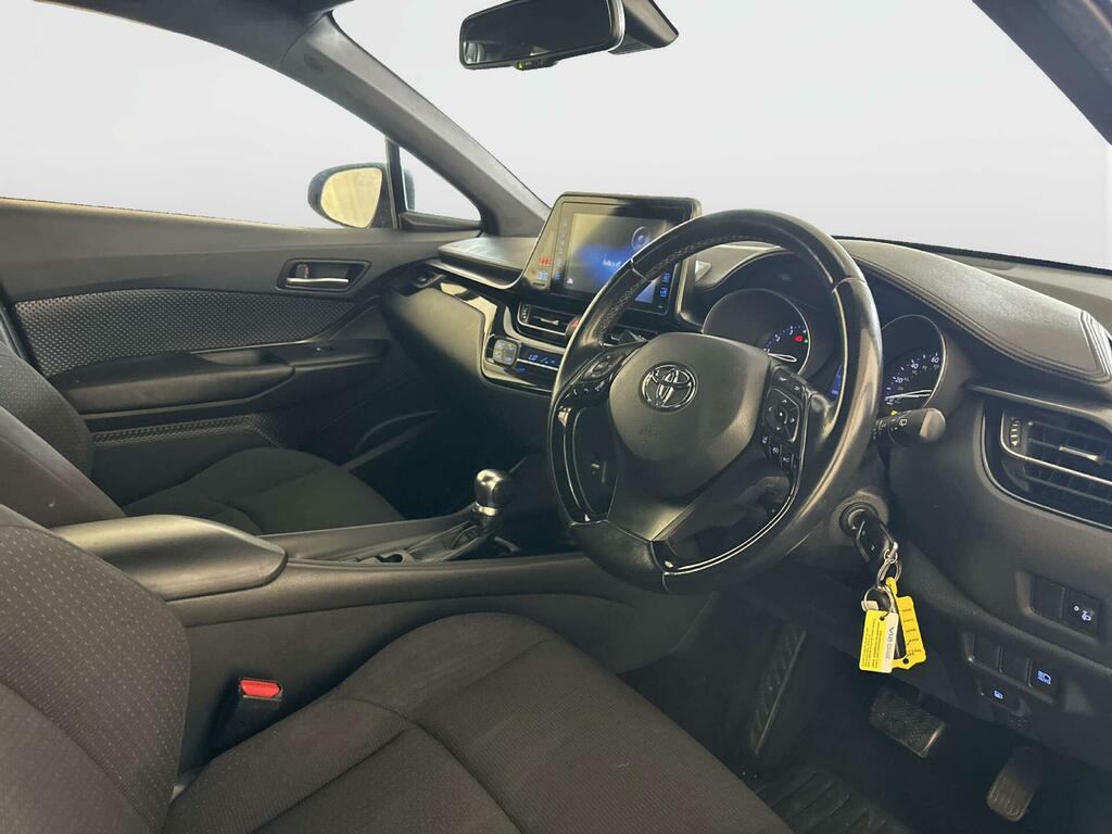 Toyota C-Hr Dynamic Grey #13