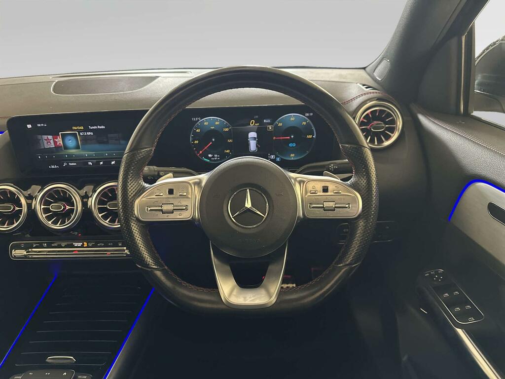 Mercedes-Benz EQA Amg Line White #15