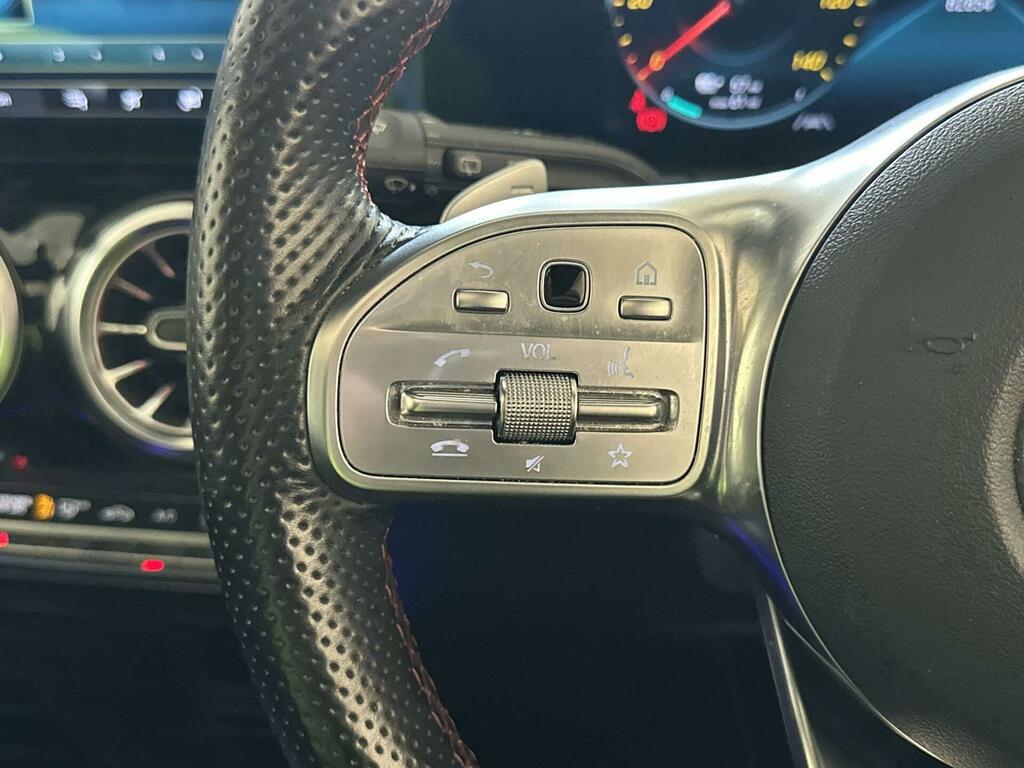 Mercedes-Benz EQA Amg Line White #16