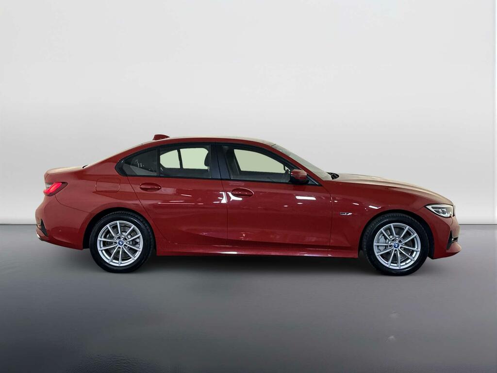 BMW 3 Series Se Pro White #9