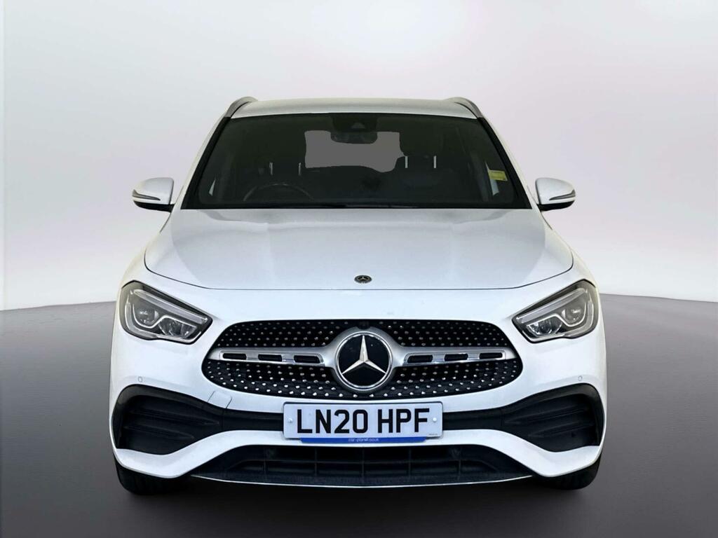 Mercedes-Benz GLA Class 1.3 Gla200 Amg Line Executive Suv 7G- White #3