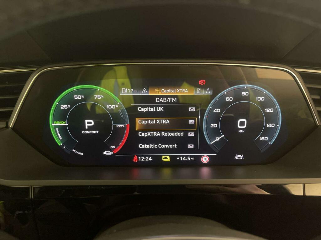 Audi E-tron 0L Quattro S Line 309 Bhp Black #17