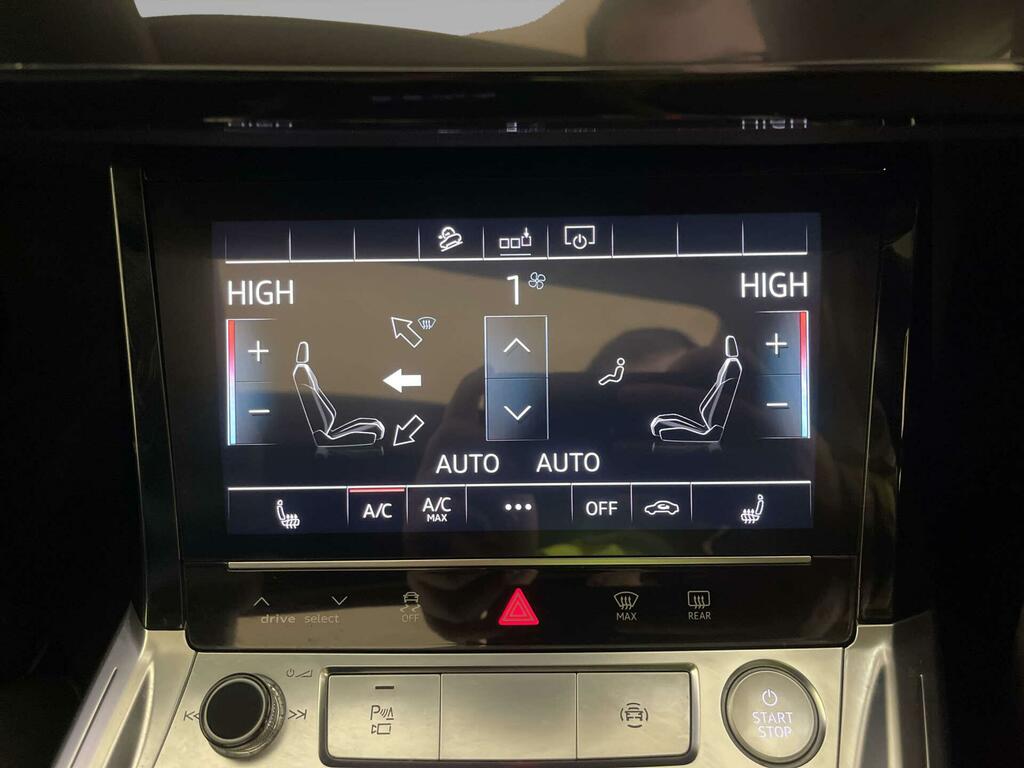 Audi E-tron 0L Quattro S Line 309 Bhp Black #23
