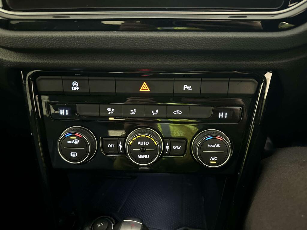 Volkswagen T-Roc Hatchback Blue #21