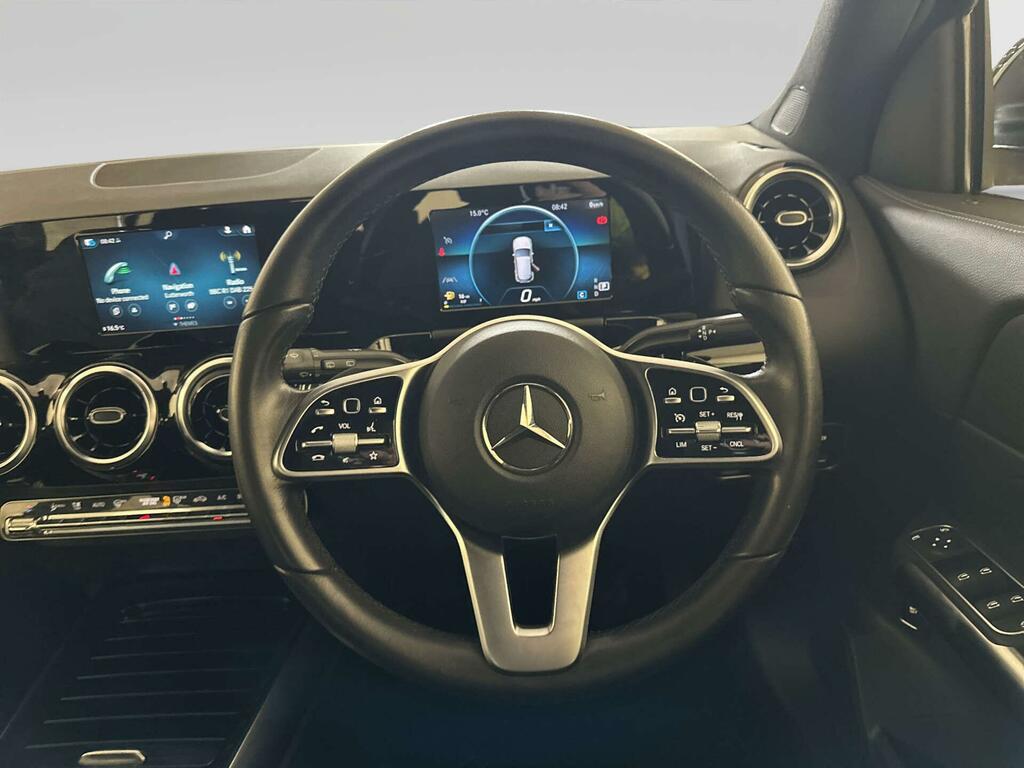 Mercedes-Benz GLA Class 2021 21 Gla Grey #14