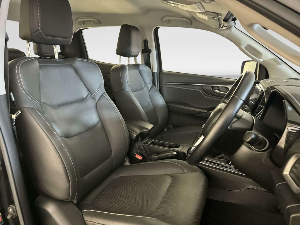 Isuzu D-Max 1.9 V-cross Double Cab 4X4 Grey #11