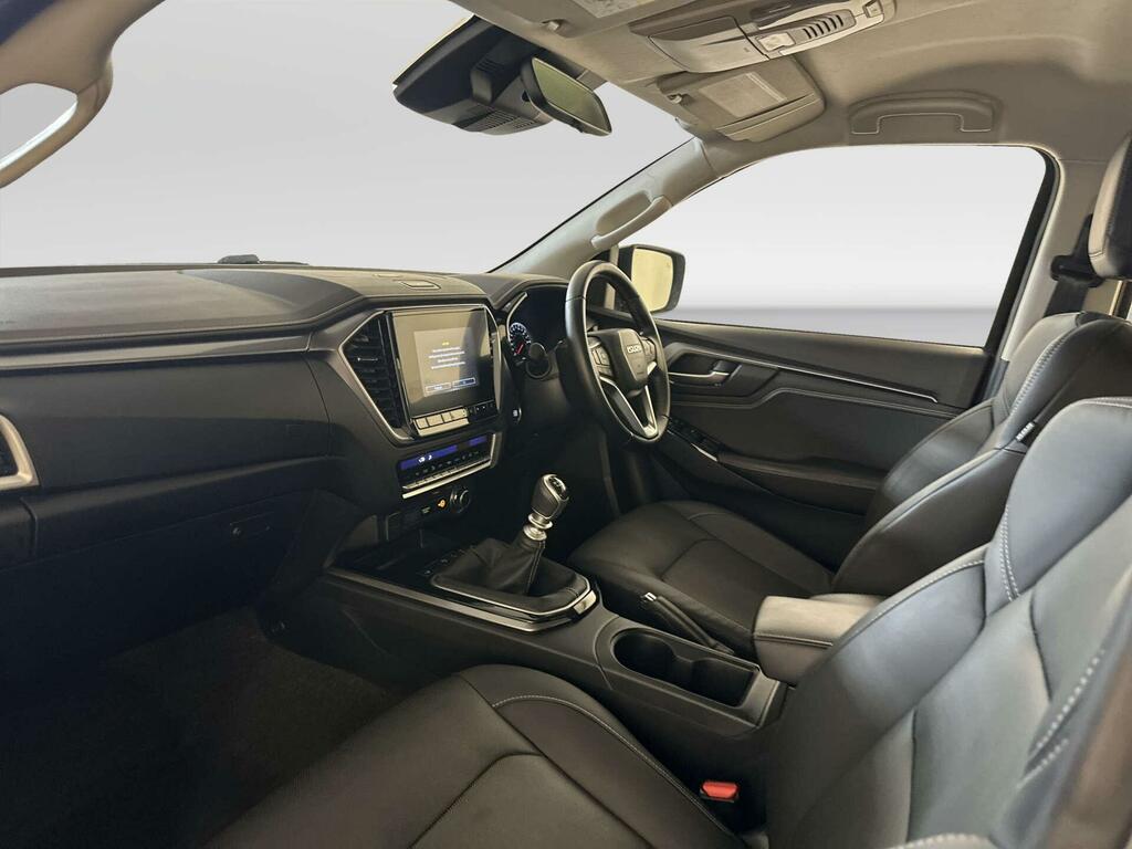 Isuzu D-Max 1.9 V-cross Double Cab 4X4 Grey #10