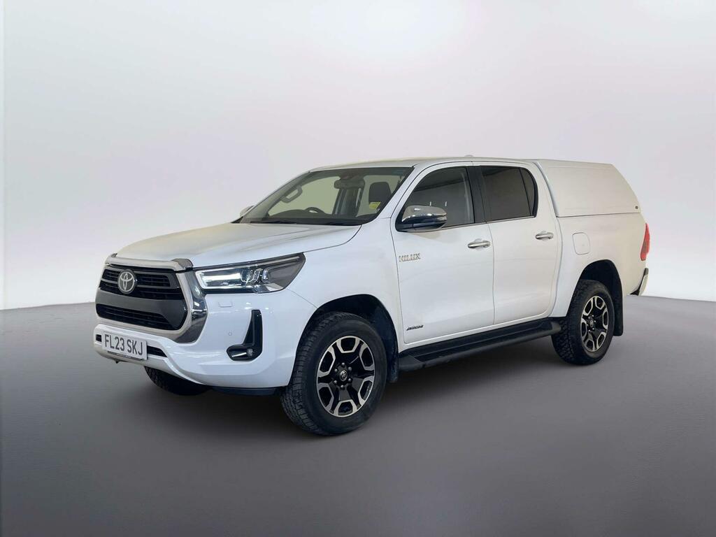 Toyota HILUX 2.4 D-4d Invincible Pickup Double Cab A White #4