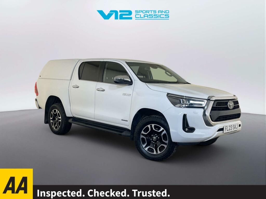 Toyota HILUX 2.4 D-4d Invincible Pickup Double Cab A White