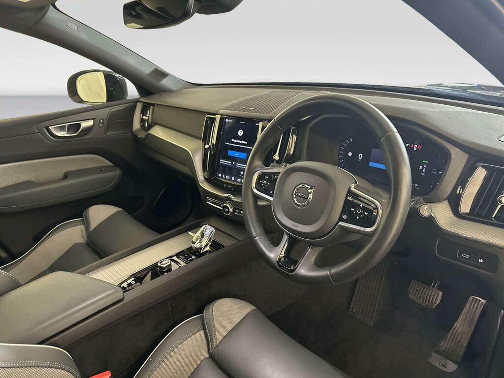 Volvo XC60 Plus Red #14