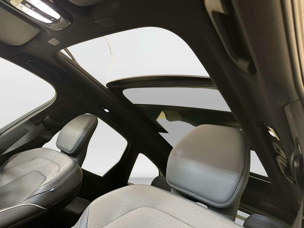 Volvo XC60 Plus Red #12