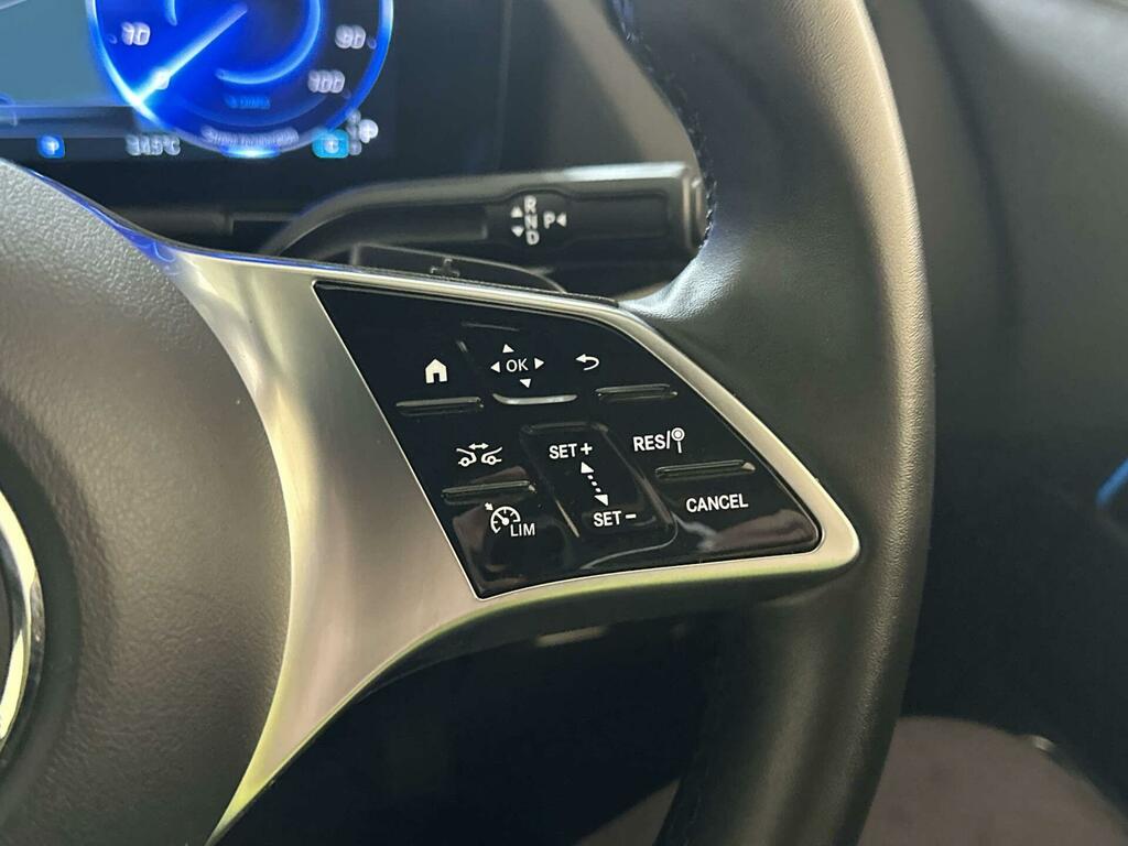 Mercedes-Benz EQA Sport Black #17