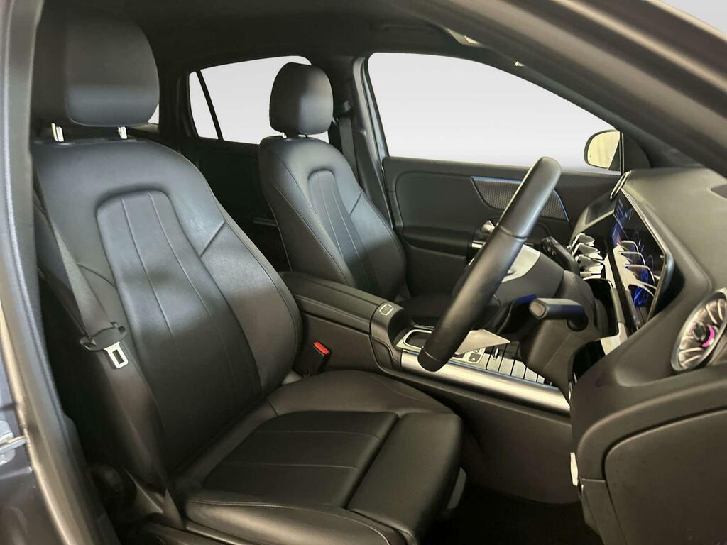Mercedes-Benz EQA Sport Black #11