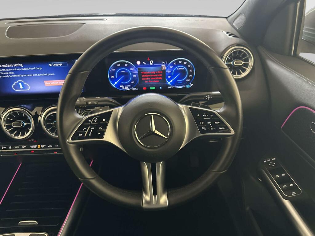 Mercedes-Benz EQA Sport Black #14