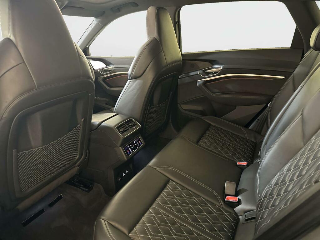 Audi E-tron Quattro Base Black #12