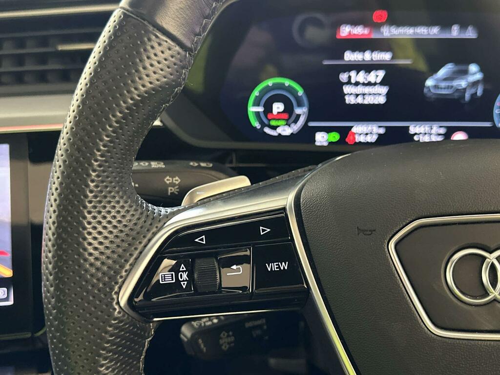 Audi E-tron Quattro Base Black #16