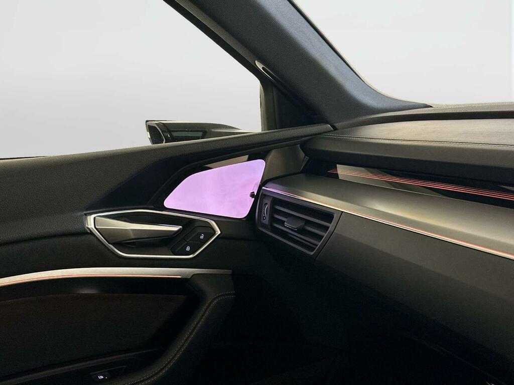 Audi E-tron Quattro Base Black #15