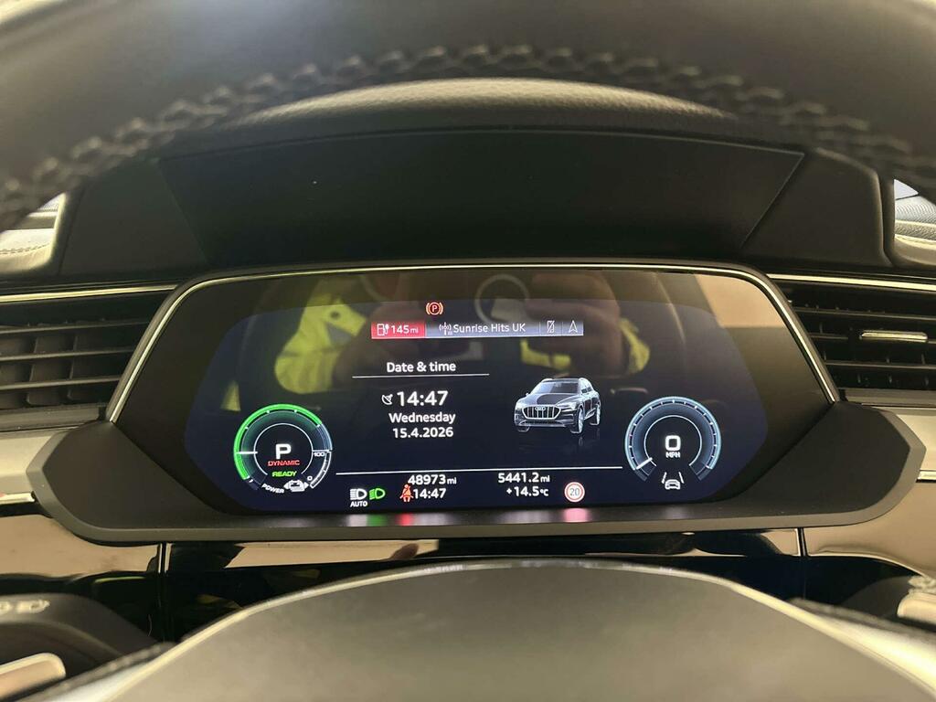 Audi E-tron Quattro Base Black #17