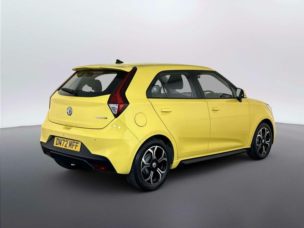 MG MG3 Exclusive Nav White #8