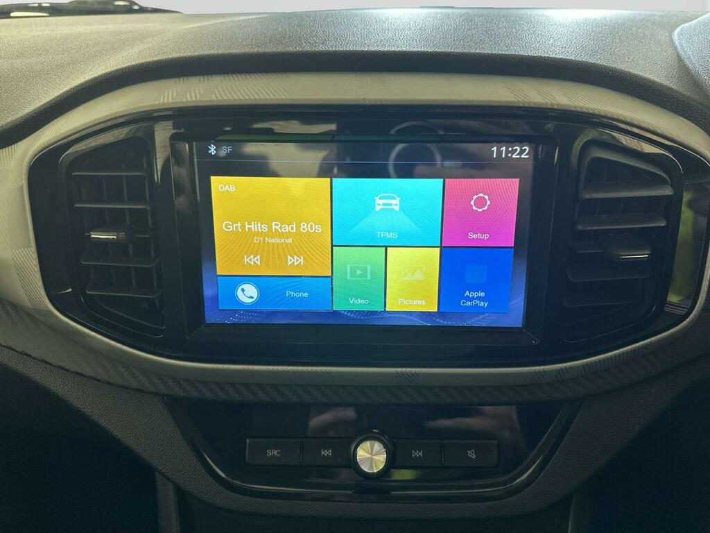MG MG3 Exclusive Nav White #22