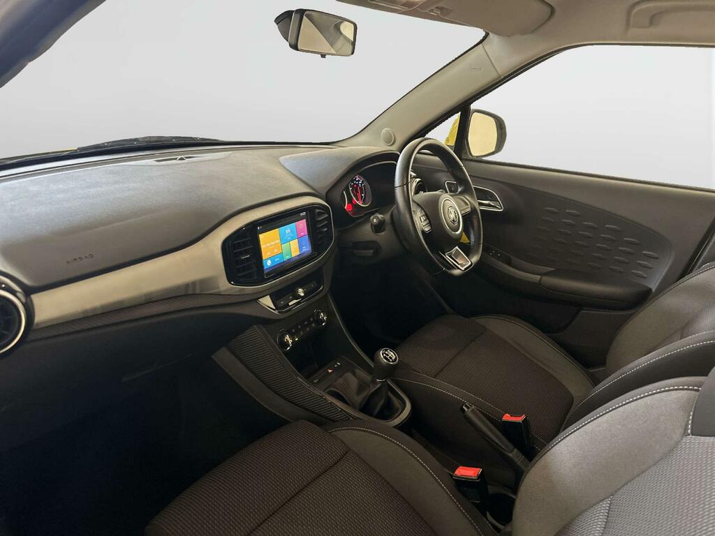 MG MG3 Exclusive Nav White #10