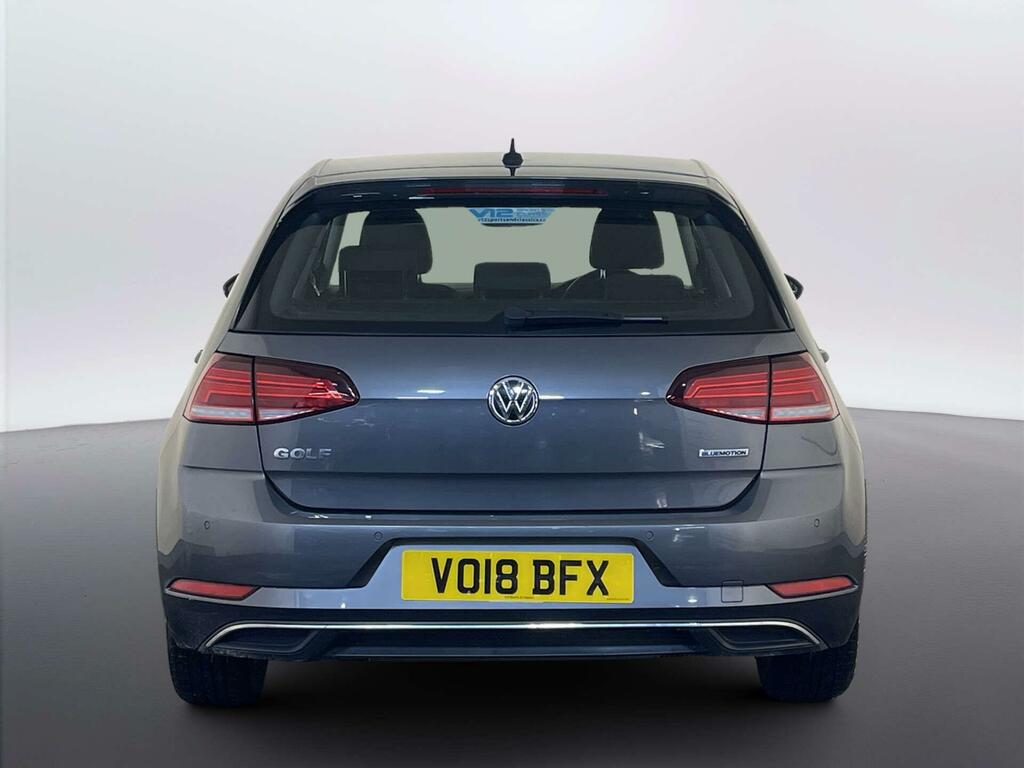 Volkswagen Golf Se White #7