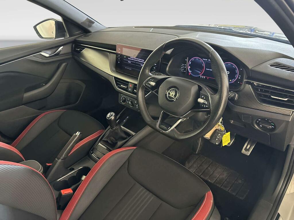 Skoda Kamiq Monte Carlo White #12