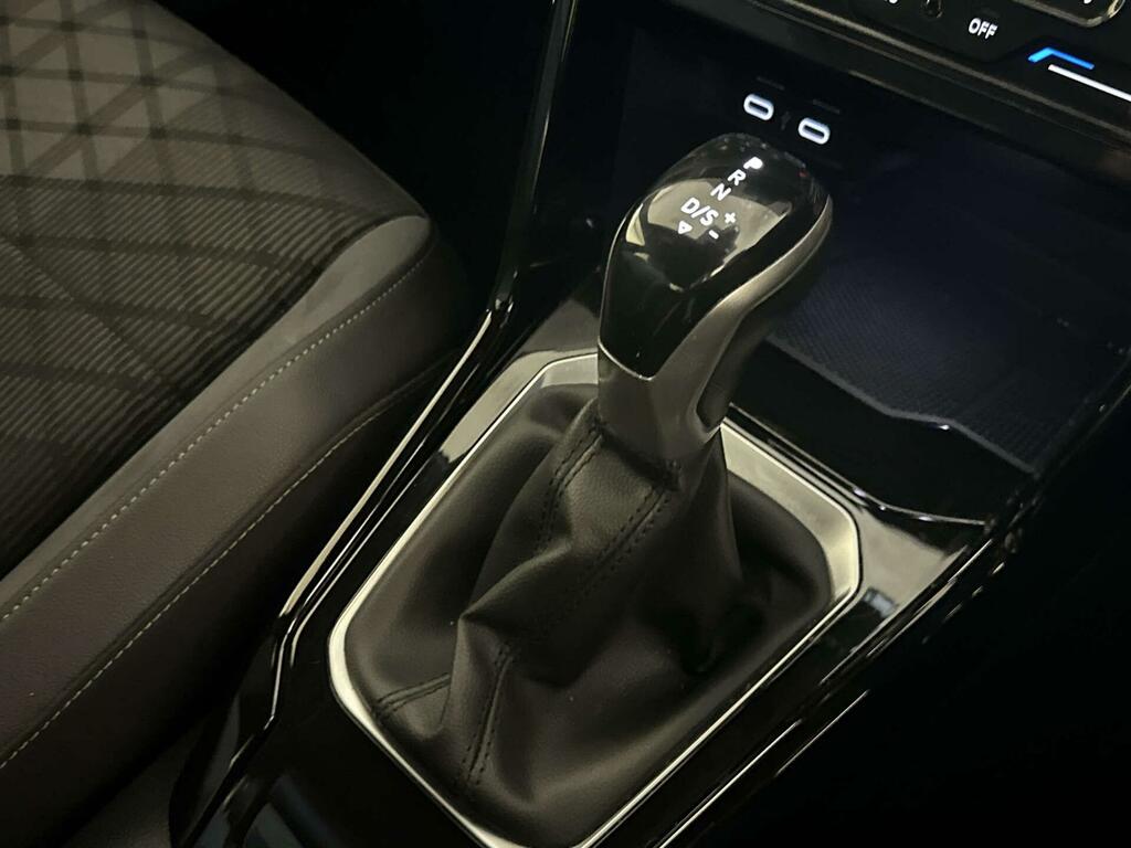 Volkswagen T-Roc Active Black #23