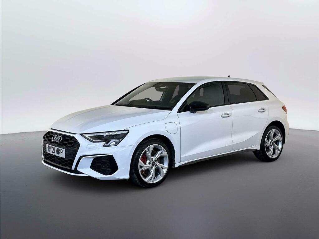 Audi A3 1.4 Tfsie 45 S Line Competition Sportback Petr White #4
