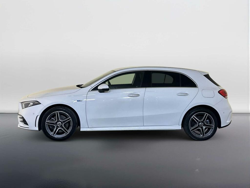 Mercedes-Benz A Class Amg Line White #5