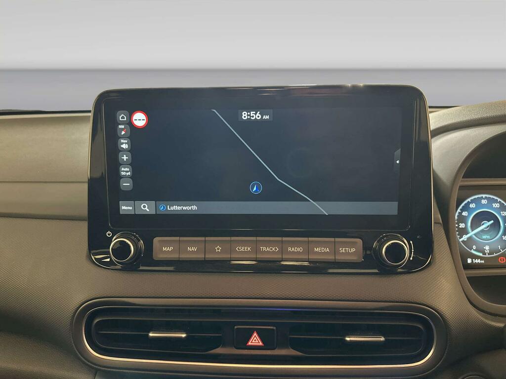 Hyundai Kona Hatchback White #19