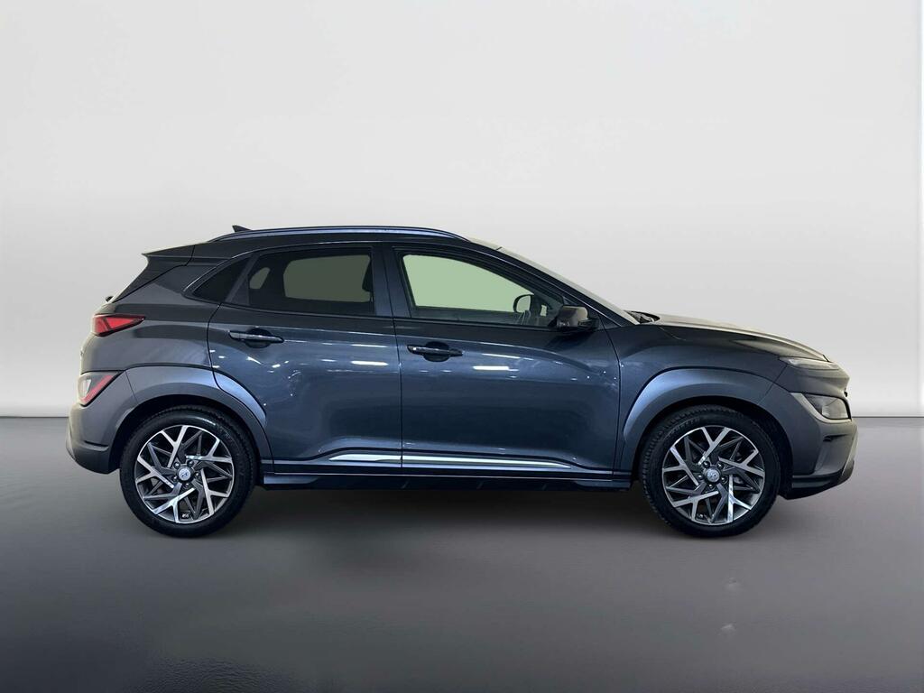 Hyundai Kona Hatchback White #9