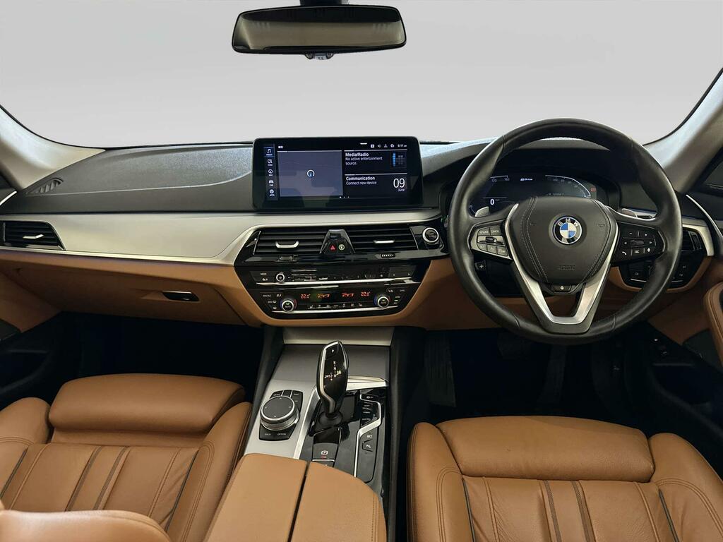 BMW 5 Series 2.0 530E 12Kwh Se Saloon Plug-in Hybrid Black #2
