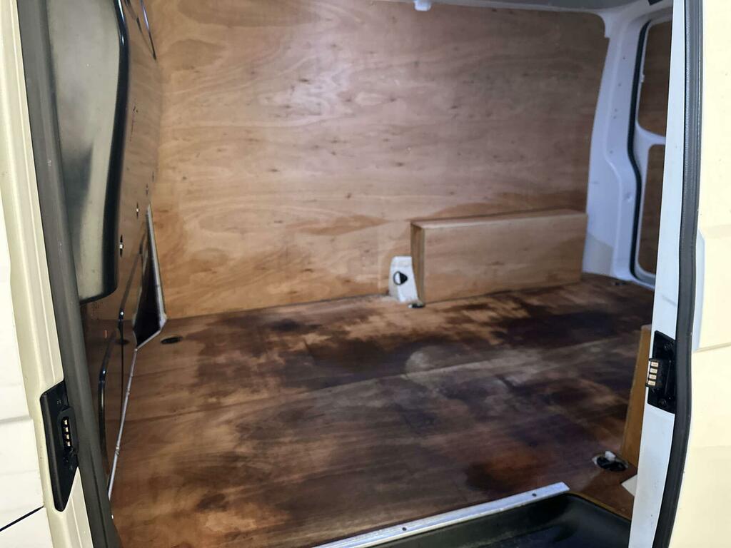 Volkswagen Transporter Mpv Black #12