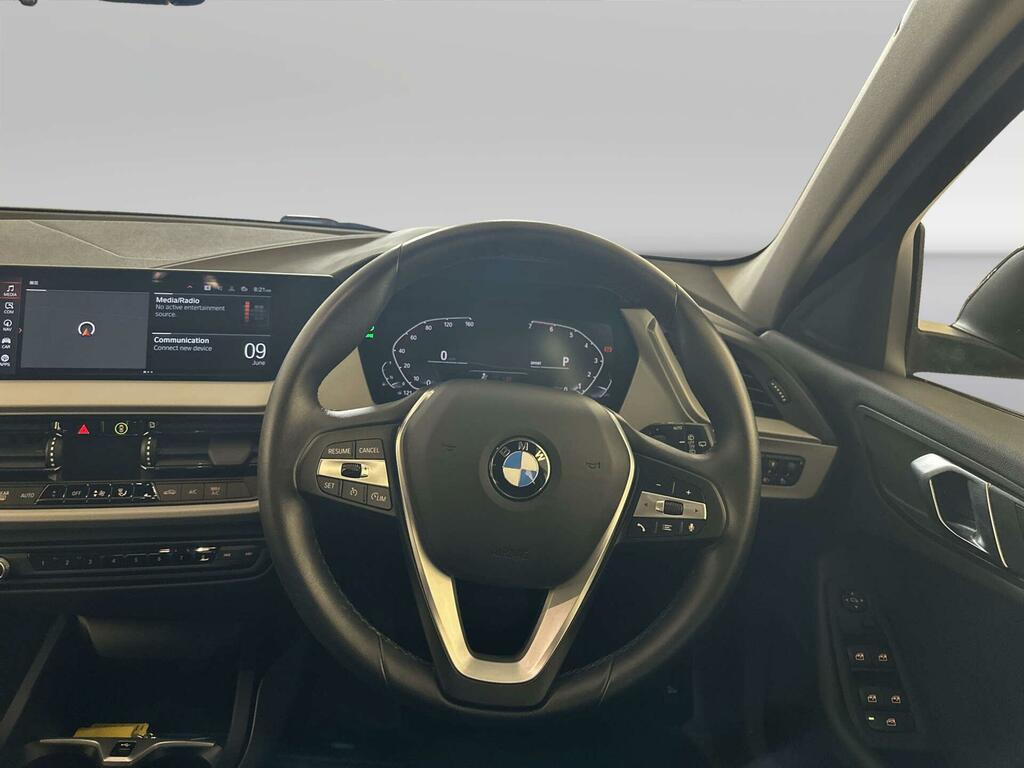 BMW 1 Series Se White #14