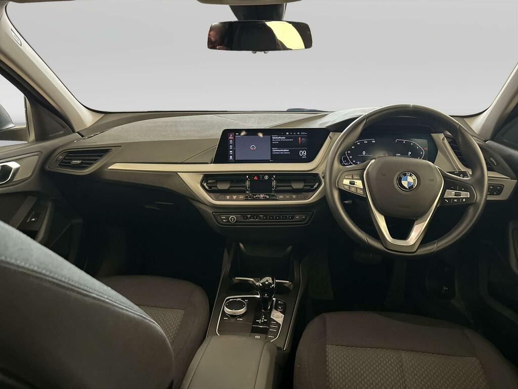 BMW 1 Series Se White #2
