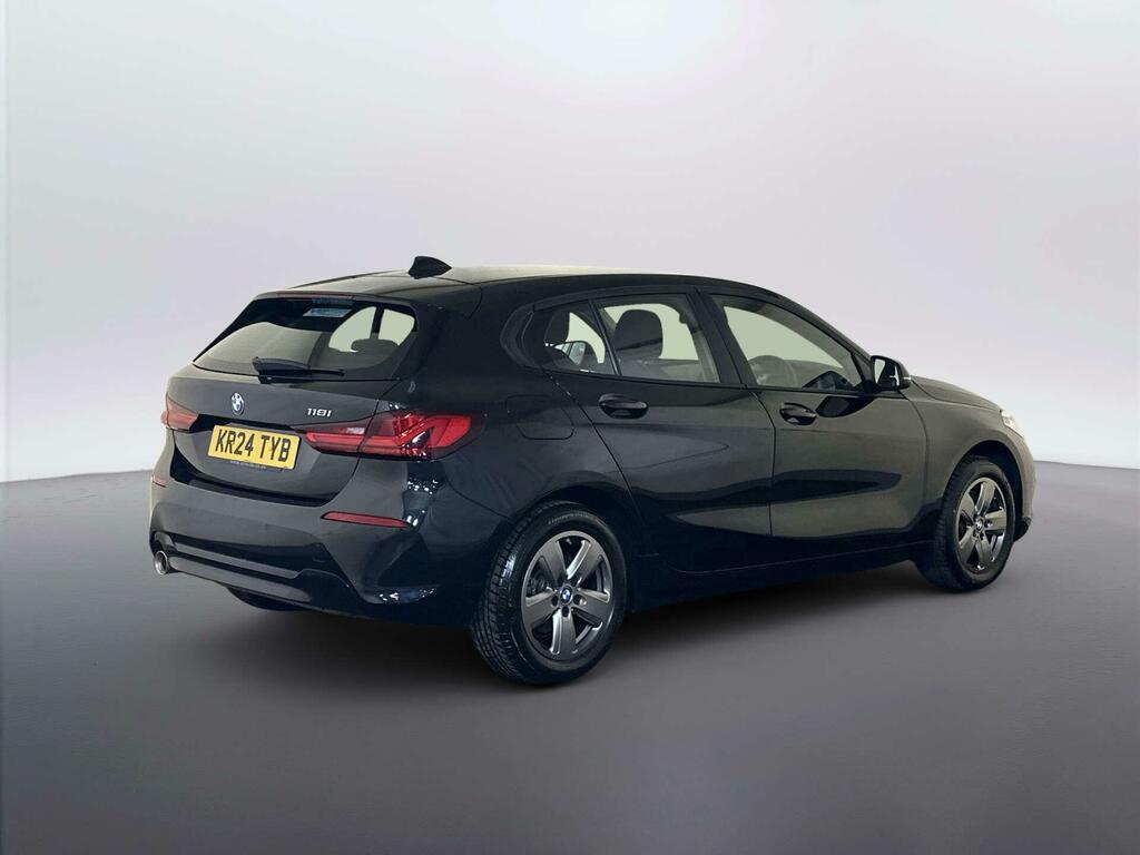 BMW 1 Series Se White #8