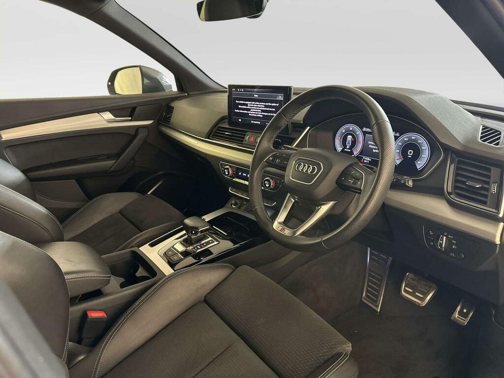 Audi Q5 S Line Black #13